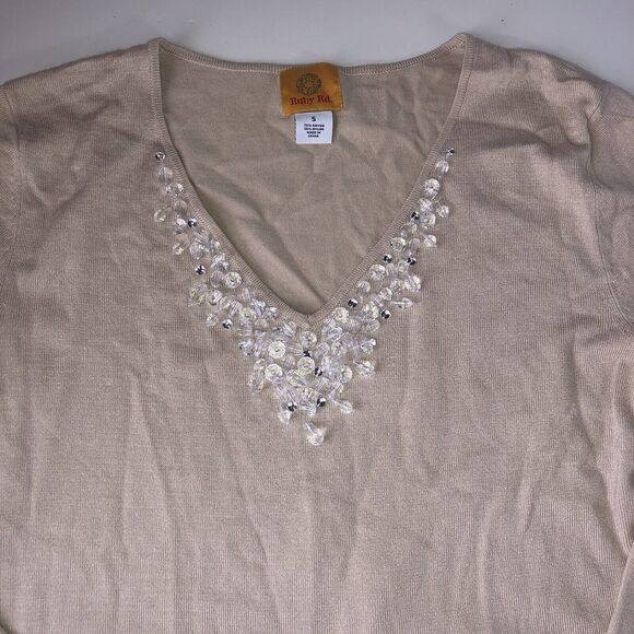 Ruby Rd. Women’s Embellished V neck 3/4 Sleeve Glacé Buff Sweater Small NWT - Picture 9 of 14